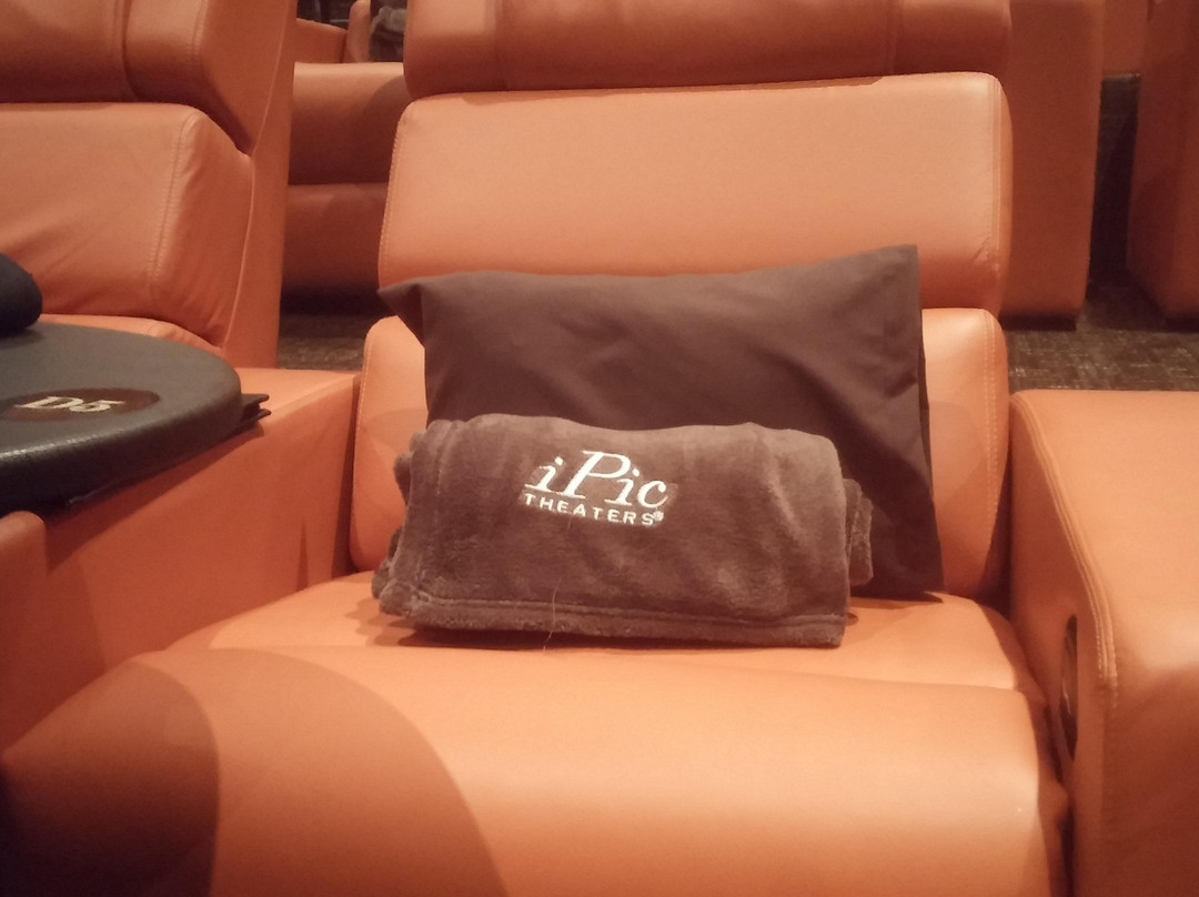 IPIC North Bethesda景点图片