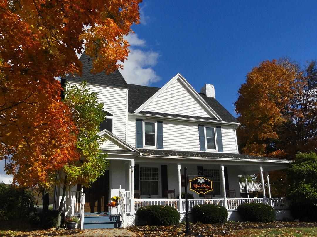 Apple Ridge Bed & Breakfast