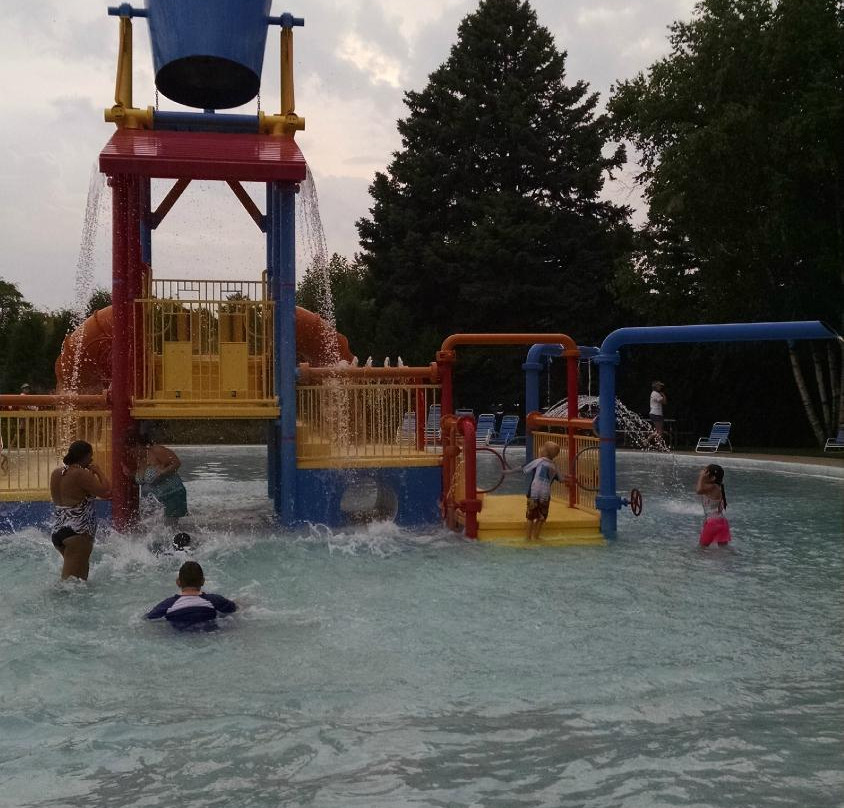 Waterford Oaks Wave Pool-Waterford必去景点