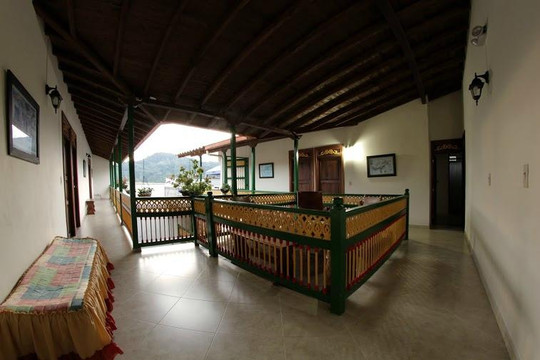 Balcones Del Parque Jardin主图