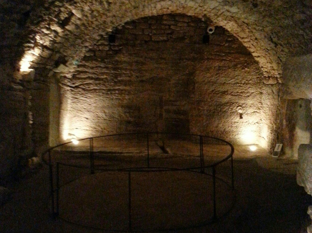 Caves du Palais Saint Firmin-戈尔德必去景点