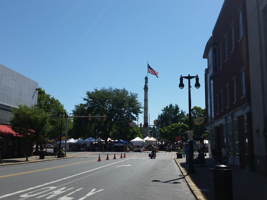 Easton Farmers Market景点图片