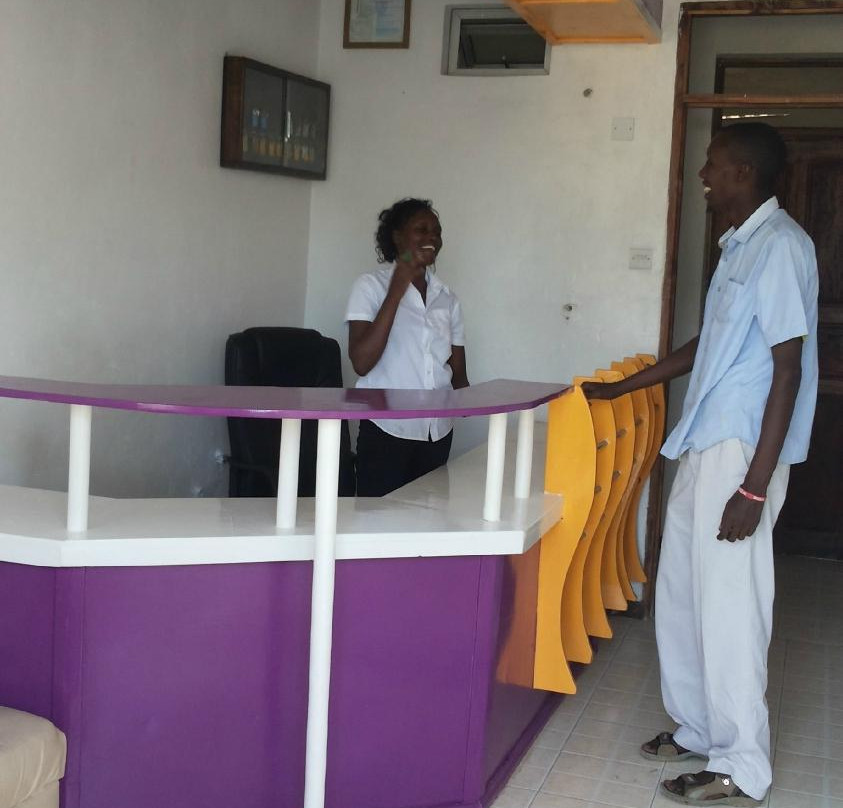 Topville Hotel Mombasa主图