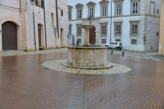 Piazza Fontana景点图片