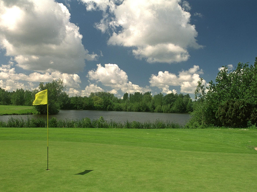 Damme Golf & Country Club景点图片
