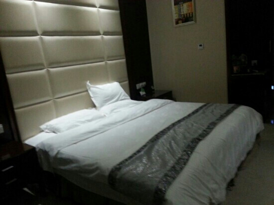 君鸿大酒店主图