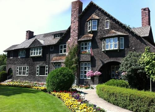 Conrad Mansion-卡利斯佩尔必去景点