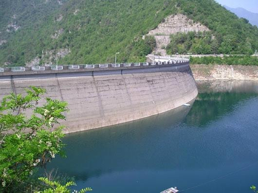 Valvestino Lake景点图片