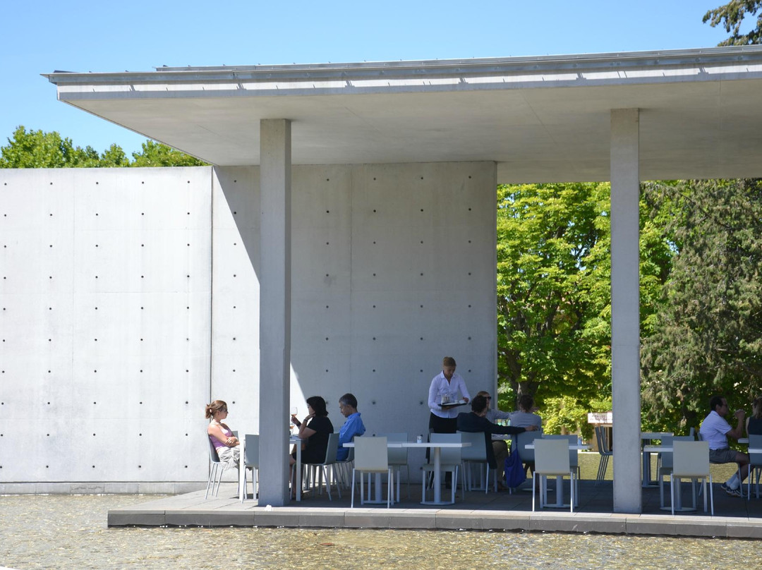 拉科斯特酒庄-Le Puy-Sainte-Reparade必去景点