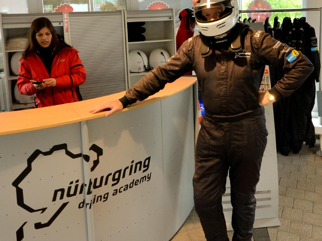 Nurburgring Aston Martin Co Pilot Ride景点图片