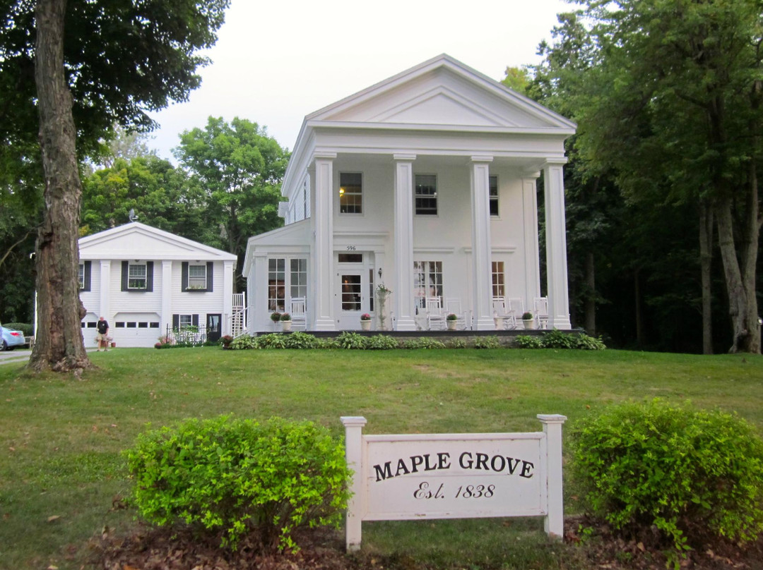 Maple Grove Bed and Breakfast主图