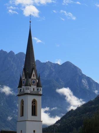 St. Andra (Church of St. Andrew)景点图片