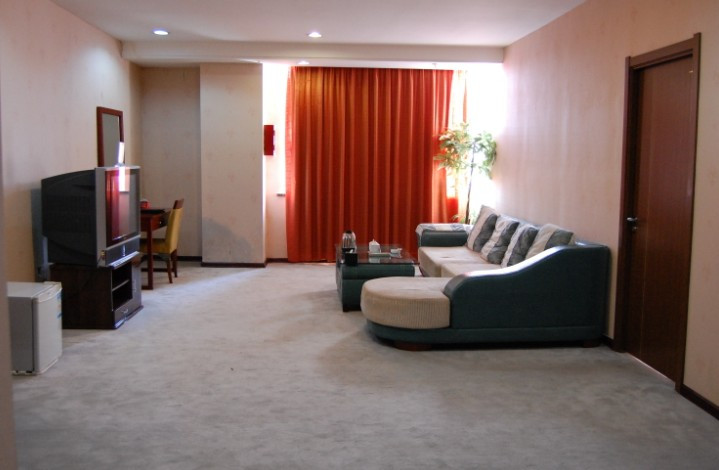 东方假日酒店主图