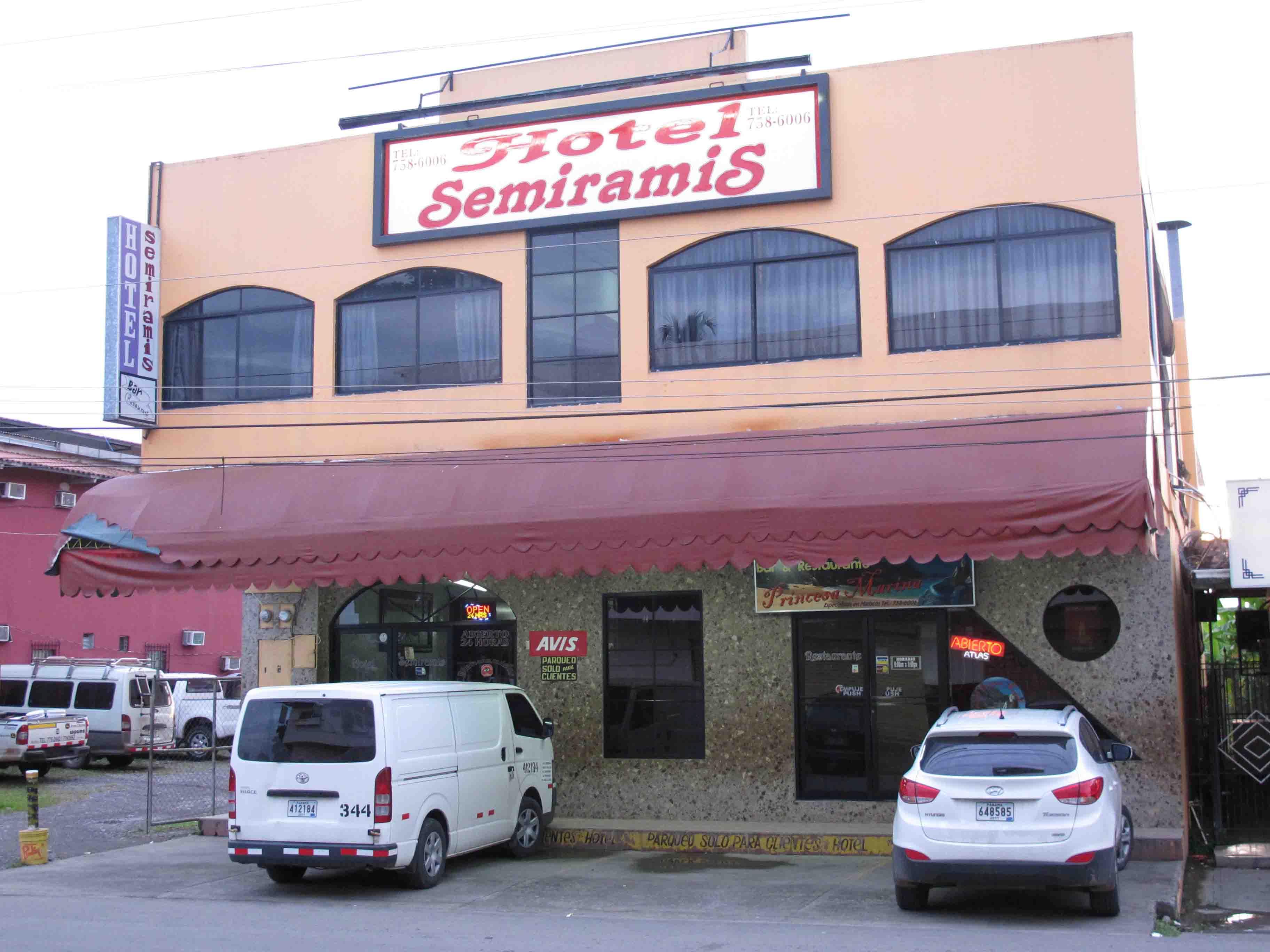 Hotel SemiRami-浴室