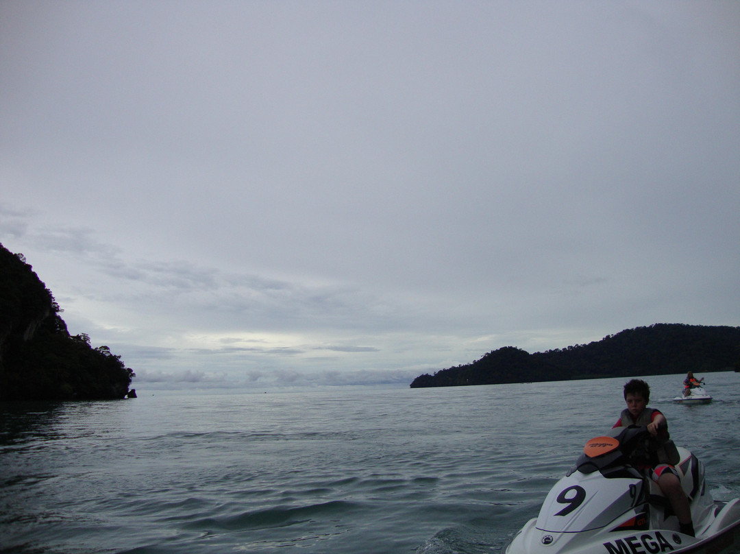 大型水上运动-喷气滑雪之旅-兰卡威必去景点