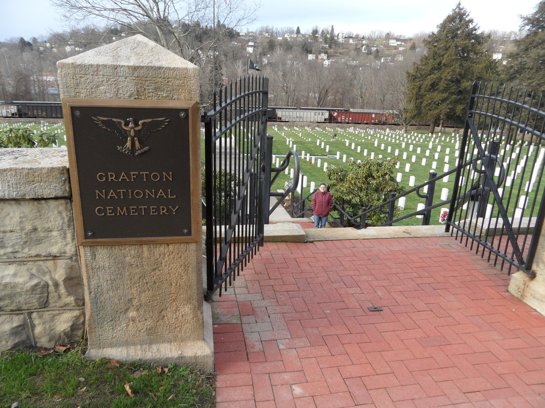 Grafton National Cemetery景点图片