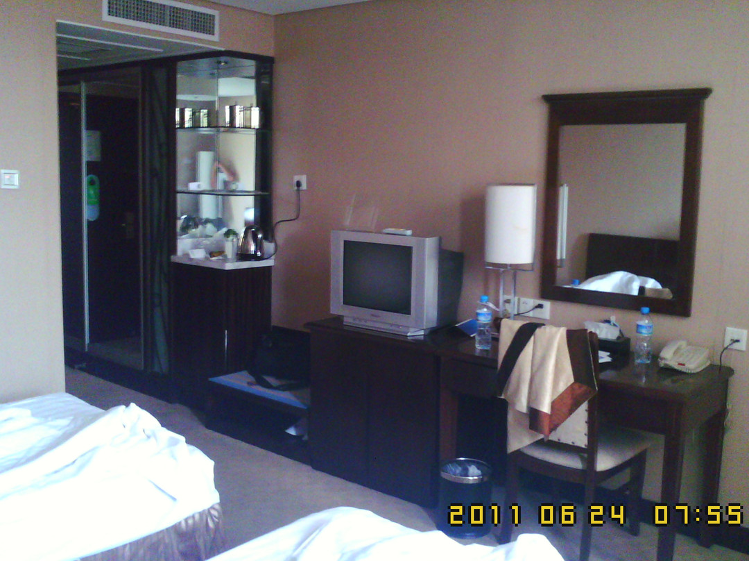 华洋大酒店主图