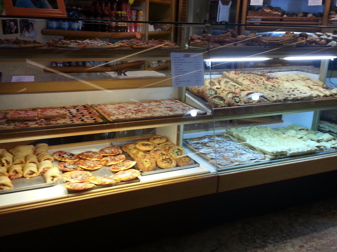 Muravera餐馆和美食-Il Fornaio Schirru