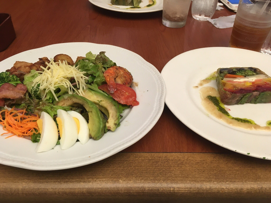 ロイヤルホスト鎌倉山店