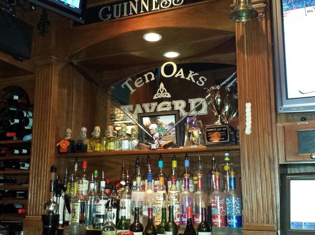 Ten Oaks Tavern