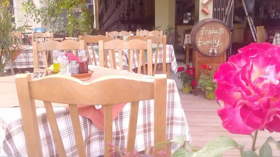 Mega Ydri餐馆和美食-Frida's Family Pizzeria