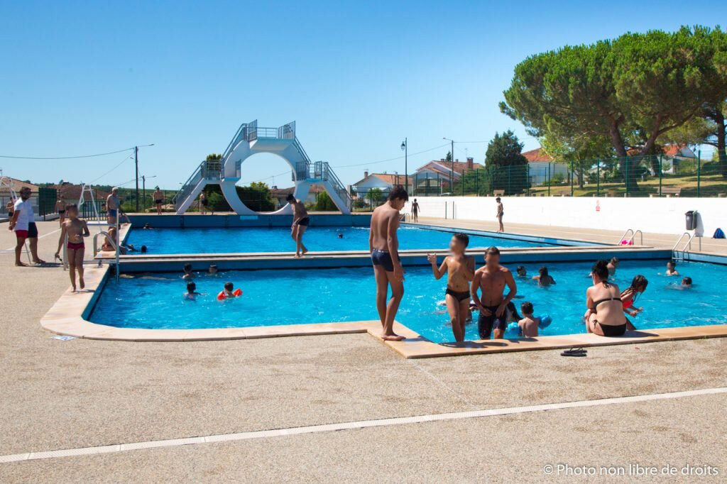 Piscine de La Réole景点图片