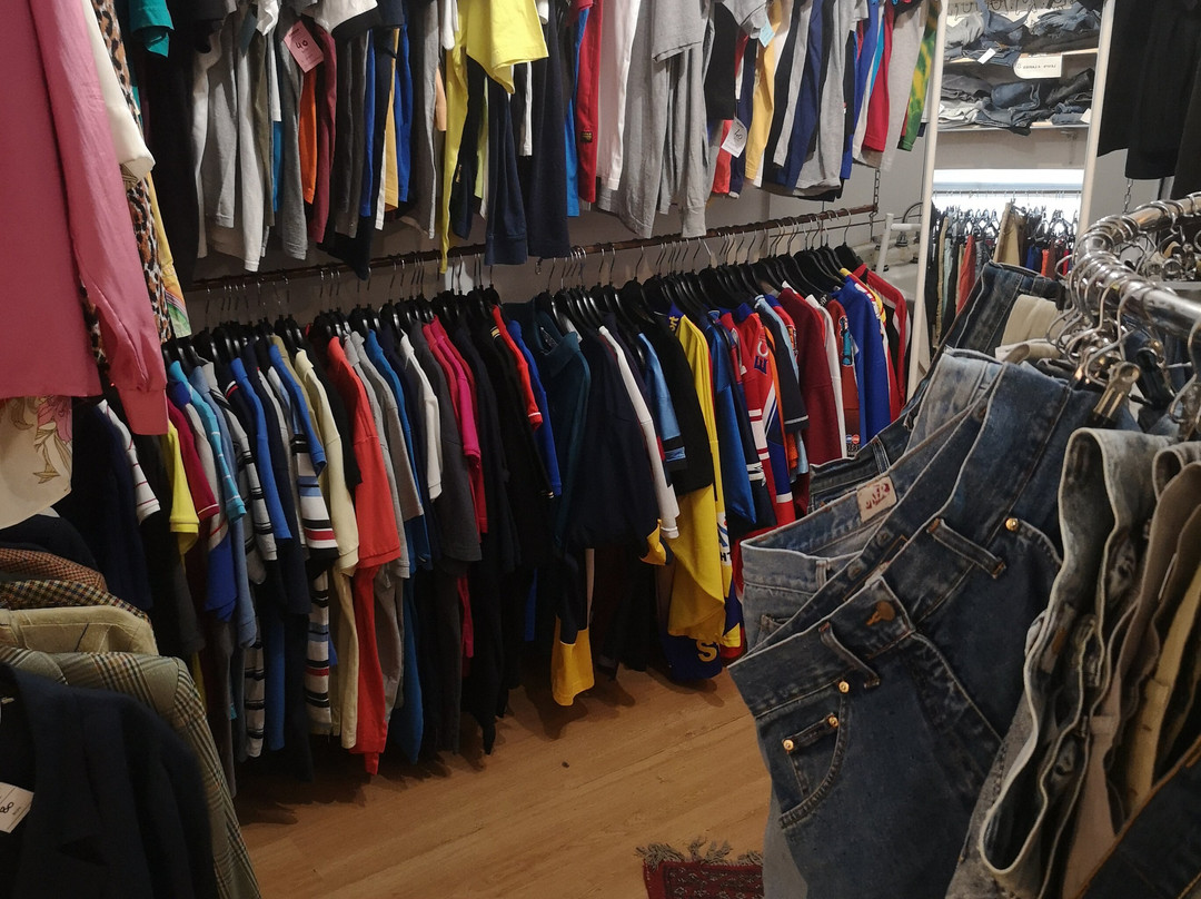 Opshop Vintage Store