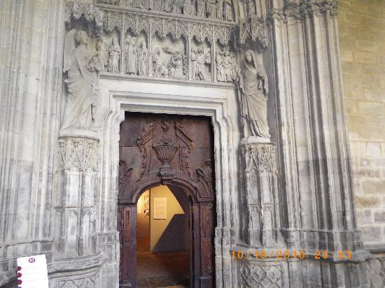 Catedral de Pamplona-潘普洛纳必去景点
