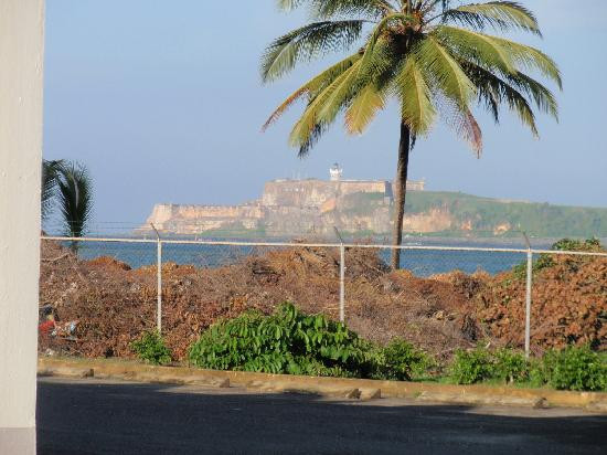 百家得朗姆酒场-Catano必去景点
