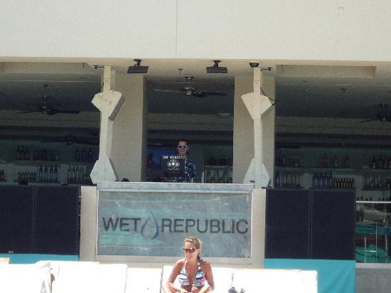 Wet Republic夜店-拉斯维加斯必去景点
