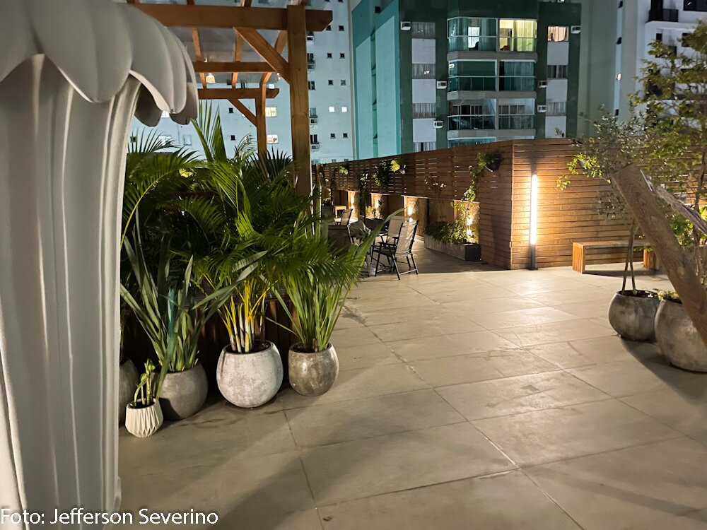 希巴拉温泉和会议酒店主图