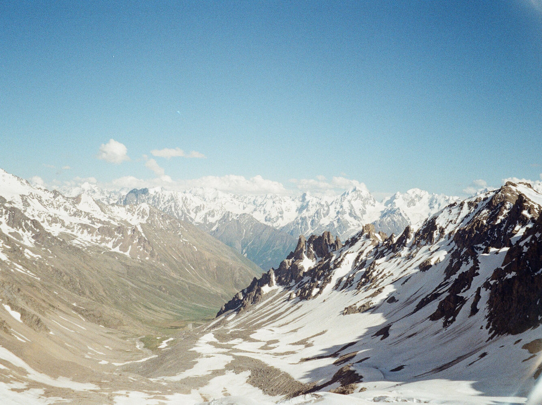 Elbrus Climbing景点图片