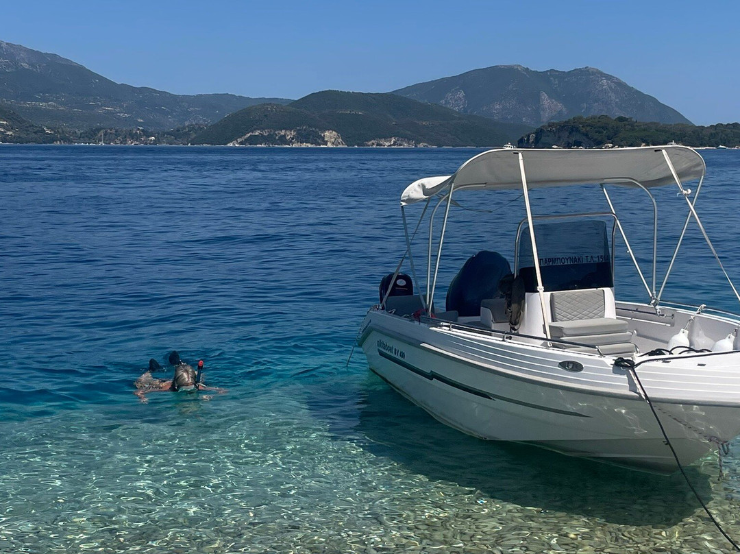 Discover Meganisi-Spartochori必去景点