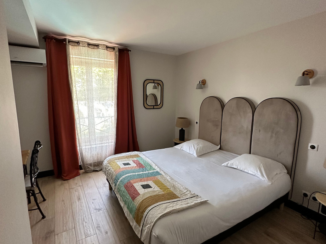 Hôtel L'aréna主图