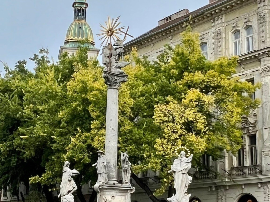 Holy Trinity Column-布拉迪斯拉发必去景点