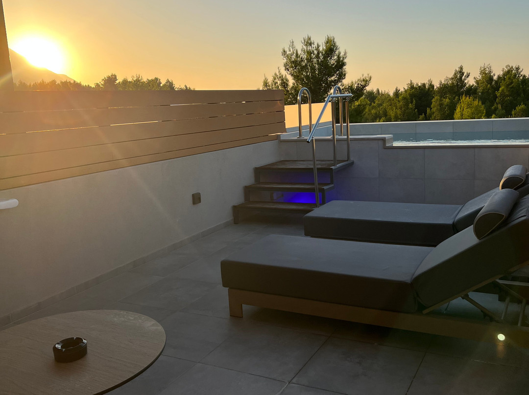 Celestial All Suites主图