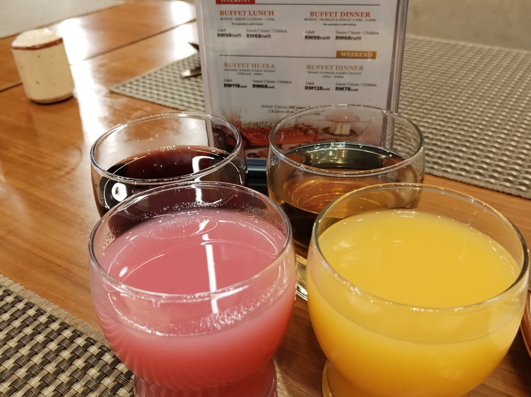 莎阿南大蓝波酒店主图