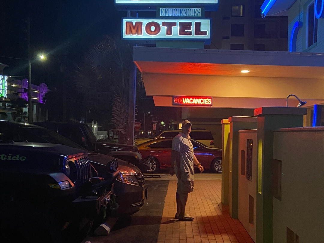 Frenchy's Oasis Motel主图