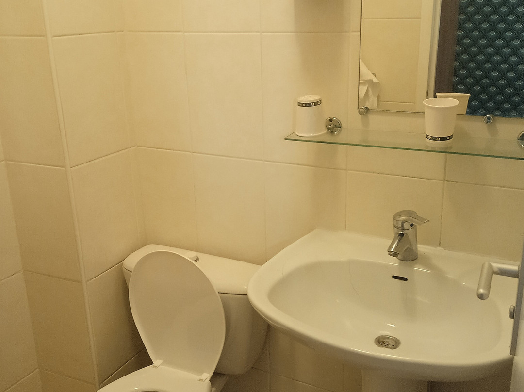 安扎克中心酒店主图