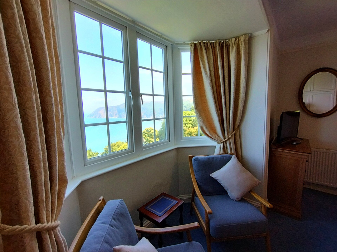 Chough's Nest Hotel主图