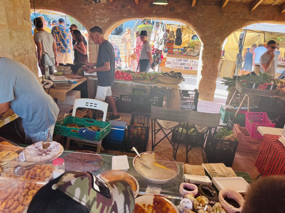 Mercat del Riurau景点图片
