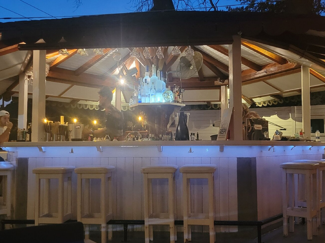 La Bussola Bar Koukounaries景点图片