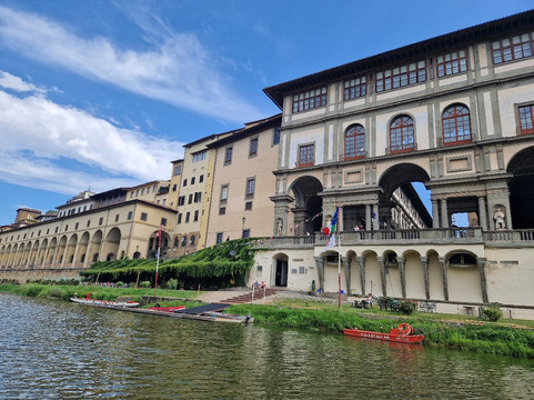 Elva Conti-佛罗伦萨必去景点