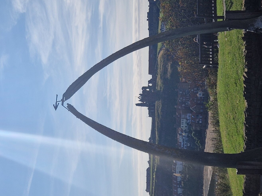 The Whalebone Arch-惠特比必去景点