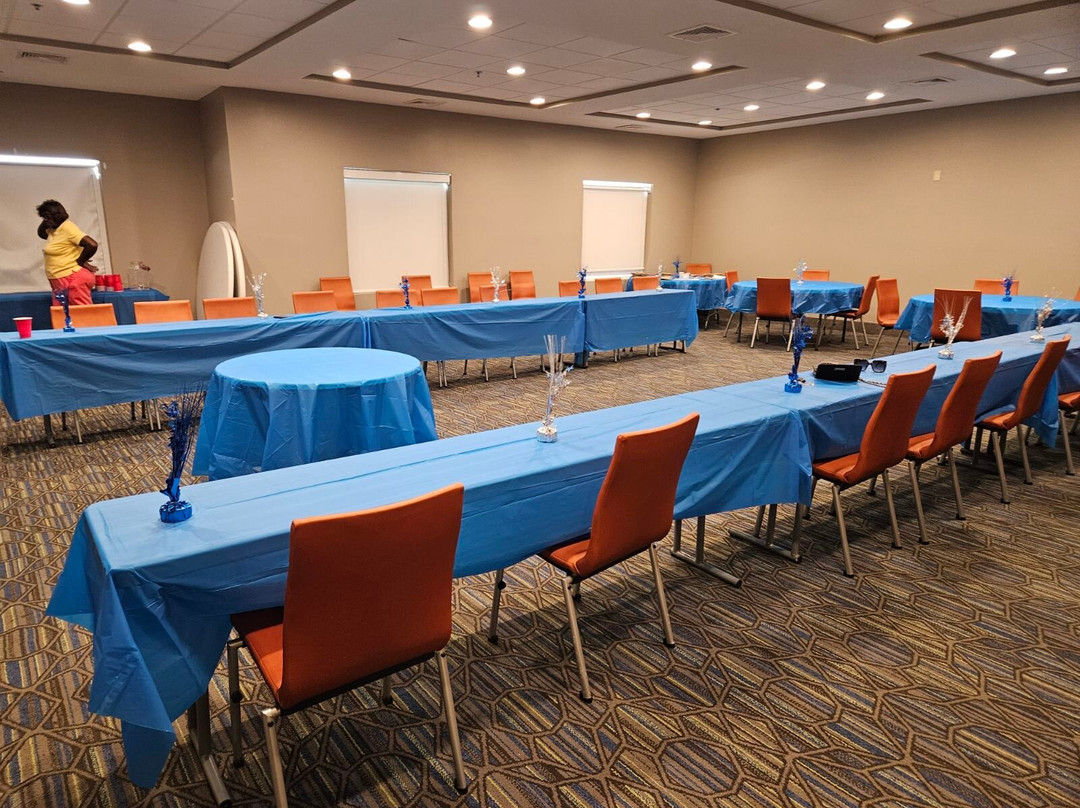 Holiday Inn Express & Suites Thomasville by IHG主图