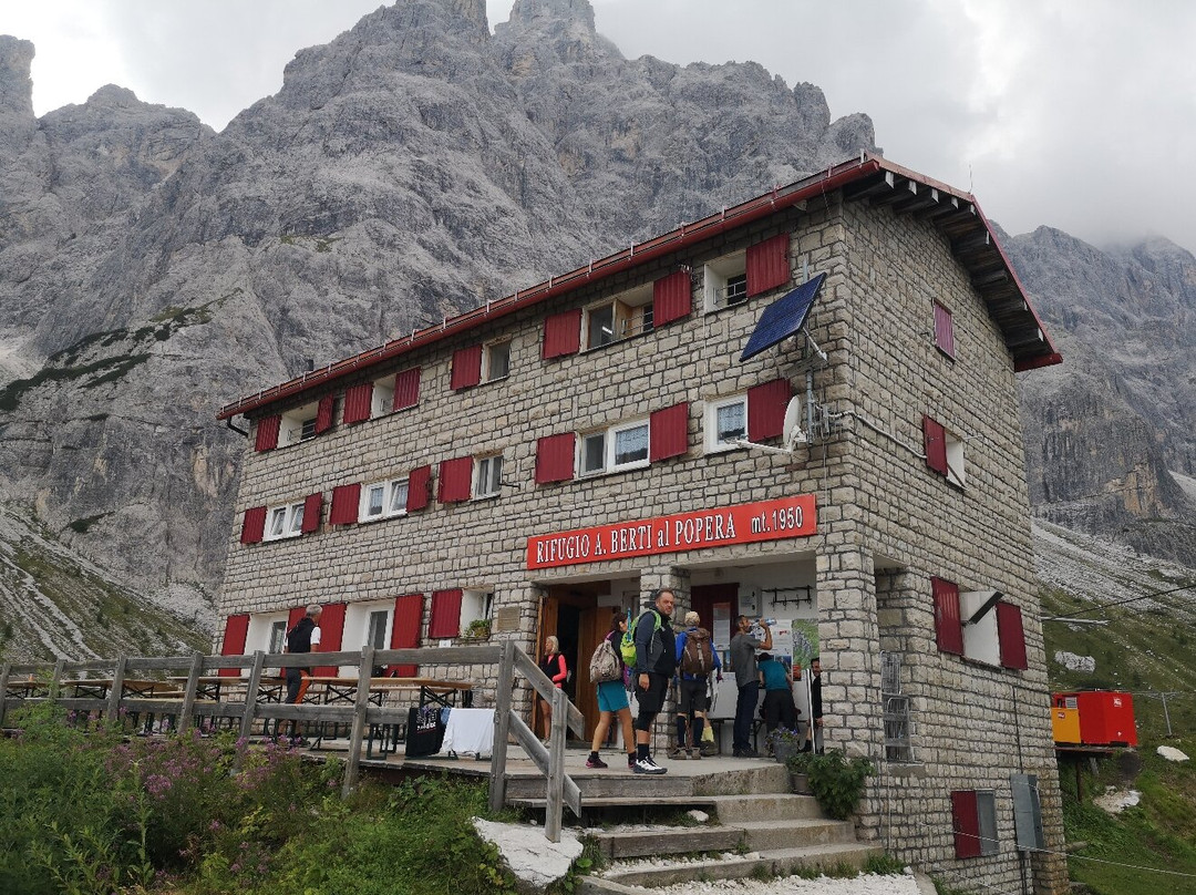 Rifugio Antonio Berti景点图片