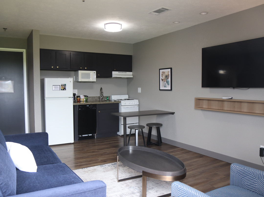 Eastland Suites Hotel & Conference Center - Trademark Collection By Wyndham主图