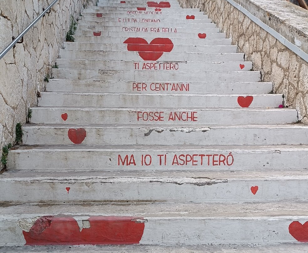 La Scalinata Dell'amore-维耶斯泰必去景点