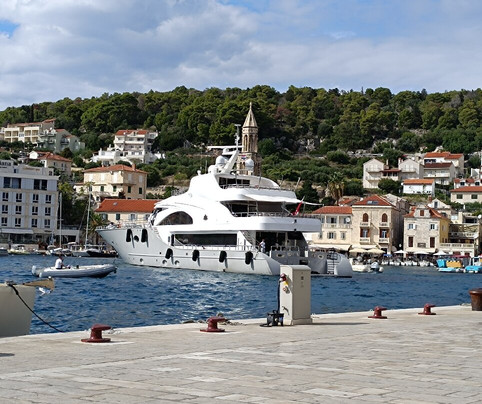 Blue Shark Day Boat Tours Split,  Croatia-斯普利特必去景点