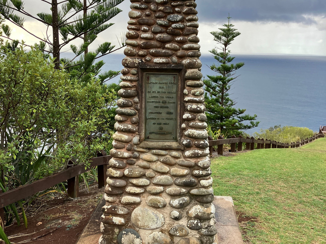 Captain Cook's Monument景点图片